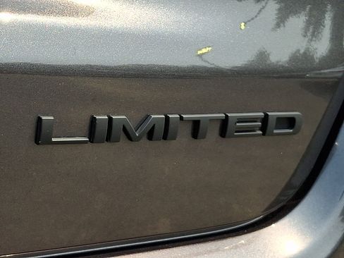 Used 2022 Jeep Compass Limited w/ Sun and Sound Group AWD/4WD image 33