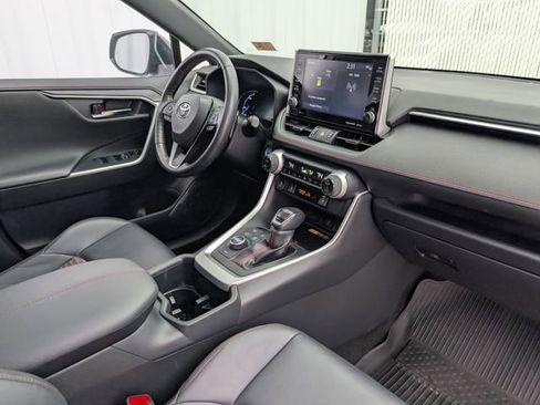 Used 2022 Toyota RAV4 XSE w/ Weather Package image 34