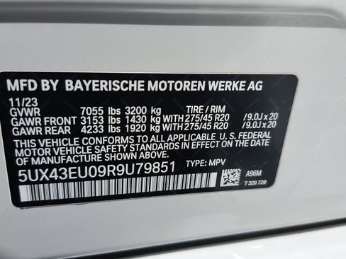 Certified 2024 BMW X5 xDrive50e w/ M Sport Package image 40