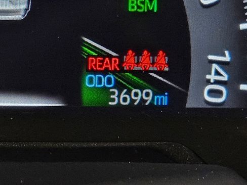 Certified 2025 Toyota RAV4 SE w/ Convenience Package image 29