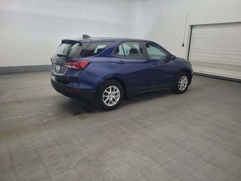 Used 2022 Chevrolet Equinox LS AWD/4WD image 10