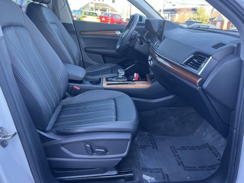 Used 2023 Audi Q5 2.0T Premium w/ Convenience Package image 34