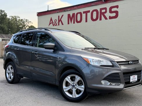 Used 2013 Ford Escape SE FWD image 1