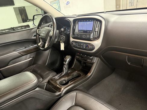 Used 2022 GMC Canyon Elevation w/ Elevation Premium Package image 17