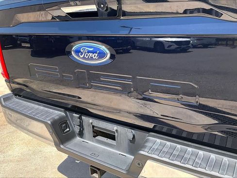 Used 2021 Ford F150 Lariat w/ Equipment Group 502A High AWD/4WD image 9