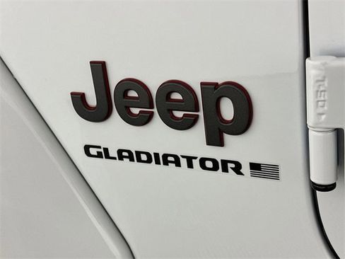 Used 2025 Jeep Gladiator Rubicon w/ Convenience Group image 33