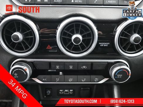 Used 2025 Nissan Sentra SV FWD image 19