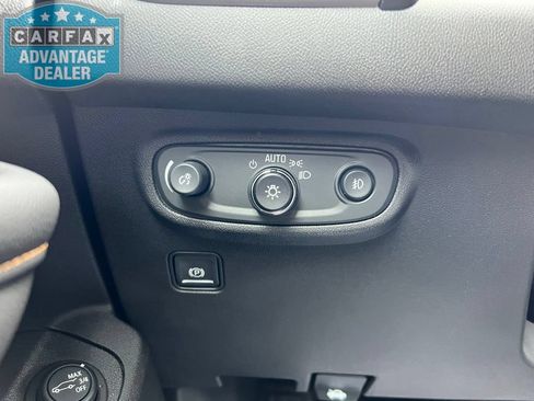 Used 2023 GMC Terrain AT4 AWD/4WD image 11