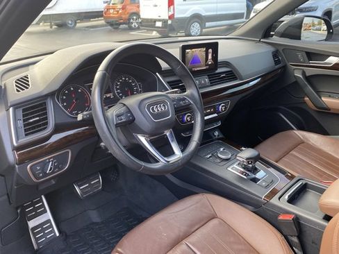 Used 2018 Audi Q5 2.0T Premium w/ Convenience Package image 12