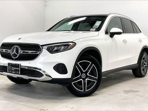 New 2026 Mercedes-Benz GLC 300 4MATIC image 2
