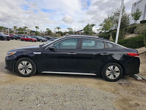 Used 2017 Kia Optima Premium FWD image 15