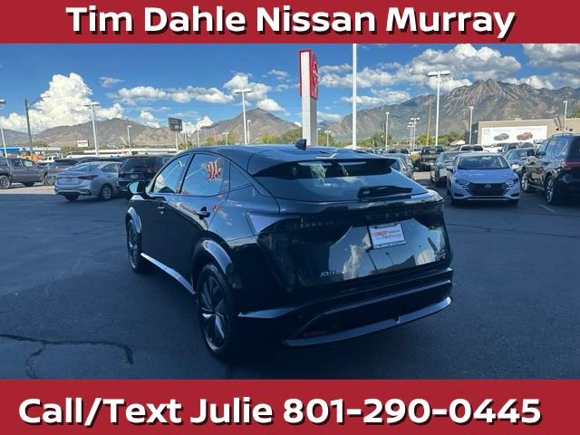 Used 2023 Nissan Ariya AWD image 9