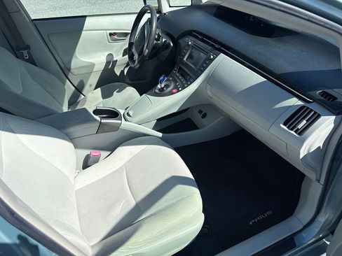 Used 2013 Toyota Prius Three w/ Solar Roof Pkg FWD image 14