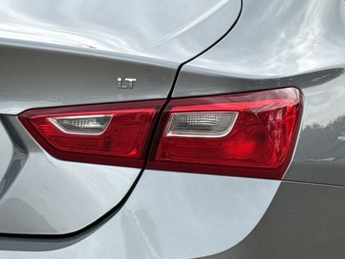 Used 2024 Chevrolet Malibu LT FWD image 7