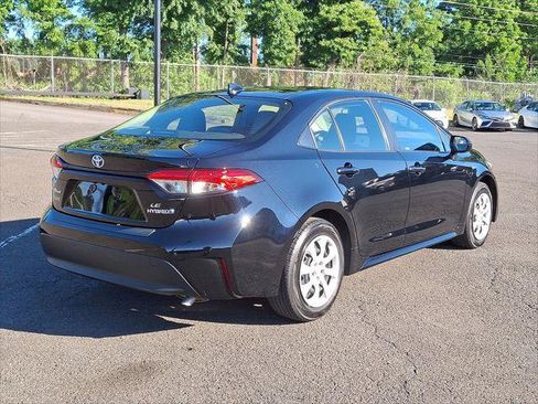 Certified 2024 Toyota Corolla LE FWD image 26