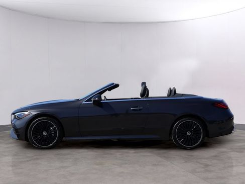 Used 2024 Mercedes-Benz CLE 450 4MATIC Cabriolet image 4