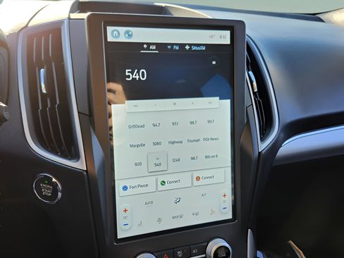 Used 2022 Ford Edge SEL w/ Sport Appearance Package image 35