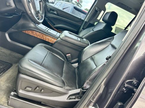 Used 2015 Chevrolet Tahoe LTZ RWD image 6