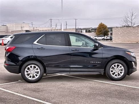 Used 2021 Chevrolet Equinox LT w/ Driver Convenience Package image 7