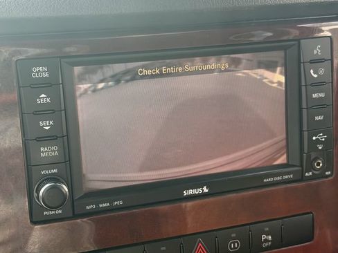 Used 2009 Jeep Grand Cherokee Overland AWD/4WD image 23