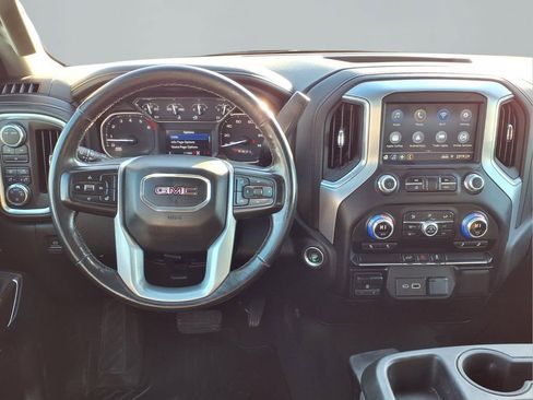 Used 2022 GMC Sierra 2500 SLE w/ SLE Value Package; image 4