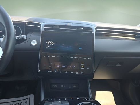 Used 2022 Hyundai Tucson Limited w/ Cargo Package image 11