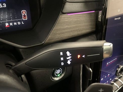 Used 2024 GMC Acadia Denali w/ LPO, Floor Liner Package image 10