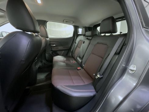 Certified 2025 Nissan Kicks SR image 19