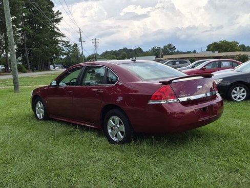 Used 2009 Chevrolet Impala LT w/ Luxury Edition Package FWD image 5