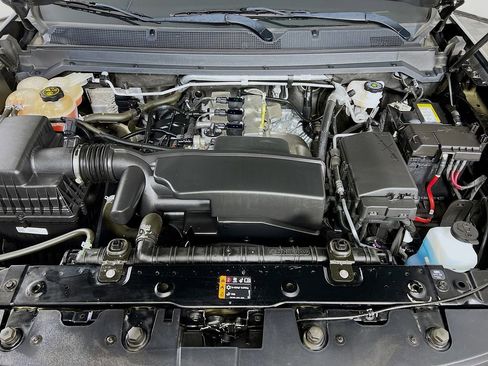 Used 2022 Chevrolet Colorado LT w/ Fleet Safety Package image 28