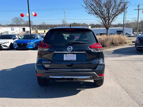 Used 2018 Nissan Rogue S image 6