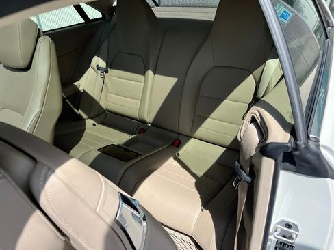 Used 2011 Mercedes-Benz E 350 Coupe image 19