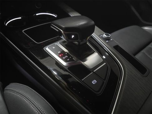 Used 2021 Audi A5 2.0T Premium w/ Convenience Package image 24