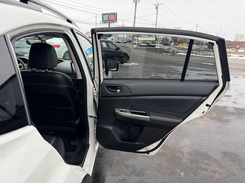 Used 2016 Subaru Crosstrek 2.0i Limited w/ Popular Package #2 image 37