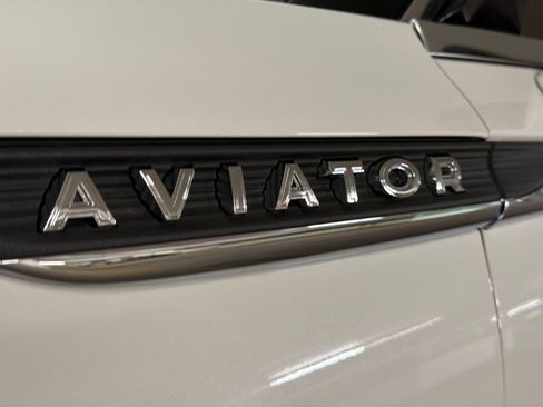 New 2026 Lincoln Aviator Reserve AWD/4WD image 15