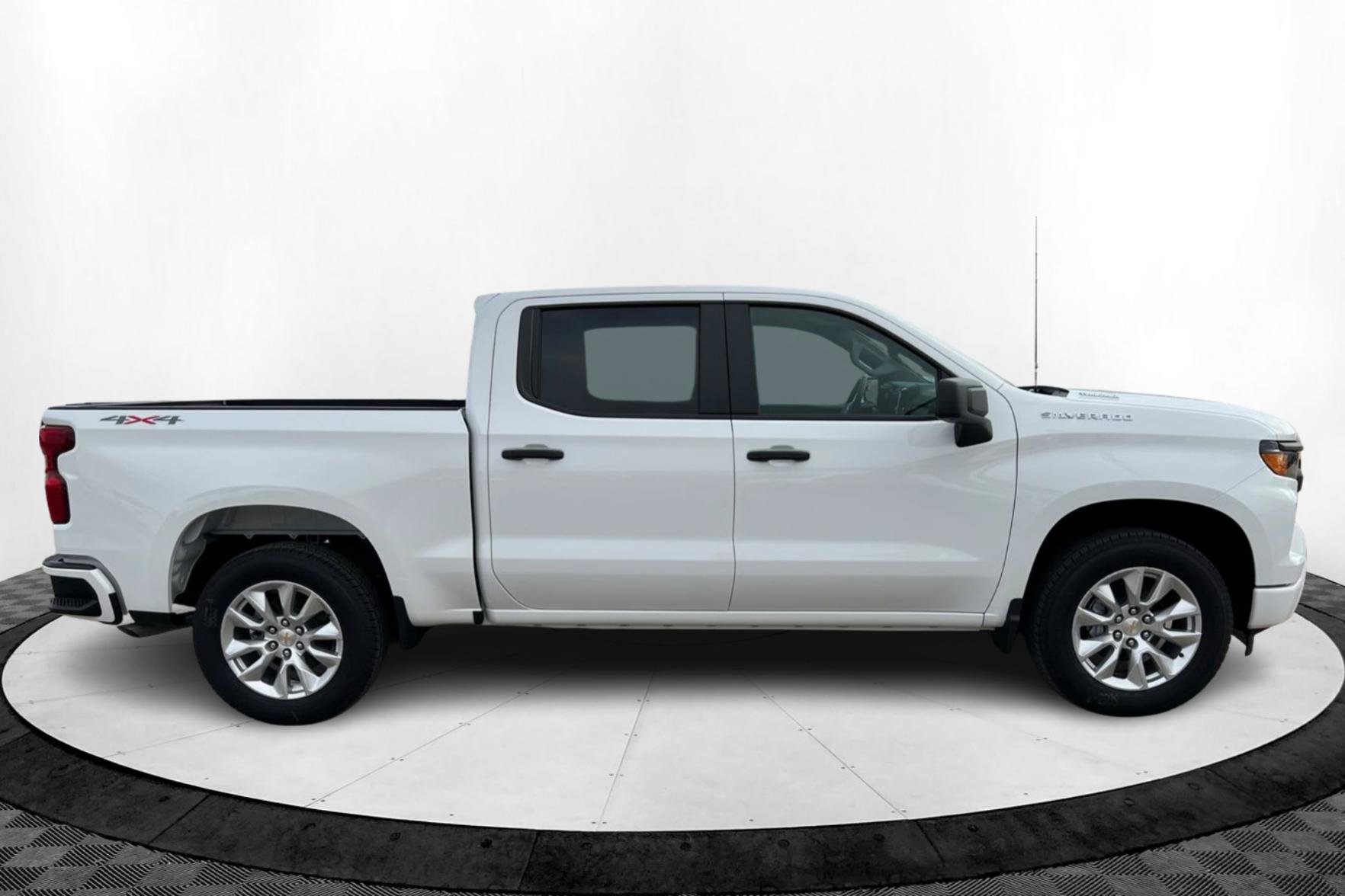 New 2026 Chevrolet Silverado 1500 Custom AWD/4WD image 7
