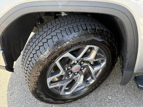 Certified 2025 GMC Sierra 1500 SLT w/ SLT Premium Plus Package image 24