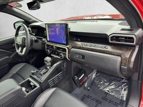 Certified 2024 Toyota Tacoma Limited w/ Limited Package (LT) image 21