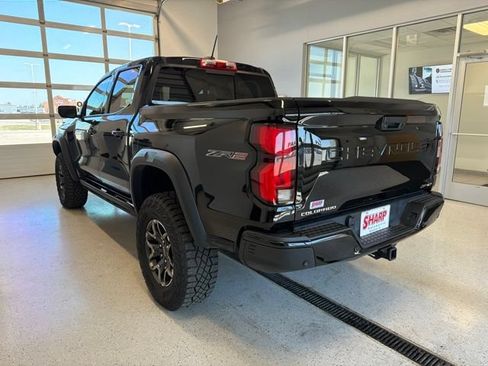 Used 2025 Chevrolet Colorado ZR2 AWD/4WD image 7