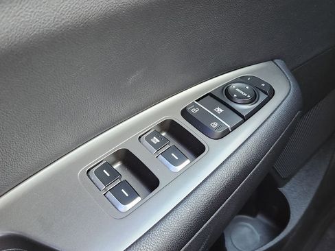 Used 2020 Kia Optima LX image 30