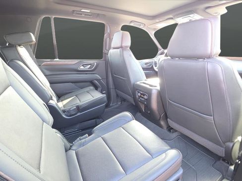 Used 2022 Chevrolet Tahoe High Country AWD/4WD image 22