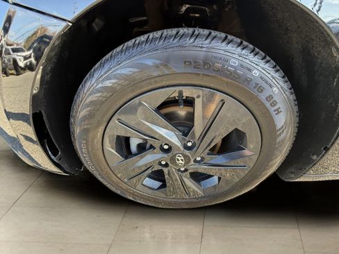 Used 2022 Hyundai Elantra SEL w/ Convenience Package image 12