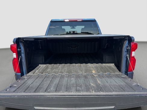 Used 2021 Chevrolet Silverado 1500 Custom Trail Boss AWD/4WD image 28