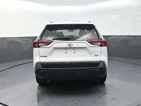 Used 2024 Toyota RAV4 XLE FWD image 7