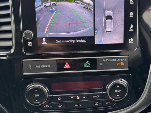 Used 2019 Mitsubishi Outlander SEL AWD/4WD image 13