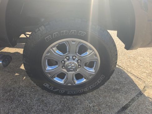 Used 2017 RAM 2500 Laramie w/ Off Road Package AWD/4WD image 46