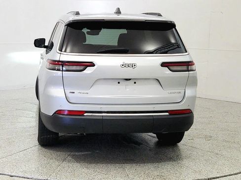 Used 2022 Jeep Grand Cherokee L Limited AWD/4WD image 6
