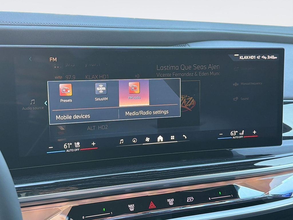 Used 2026 BMW i7 eDrive50 w/ M Sport Package RWD image 15