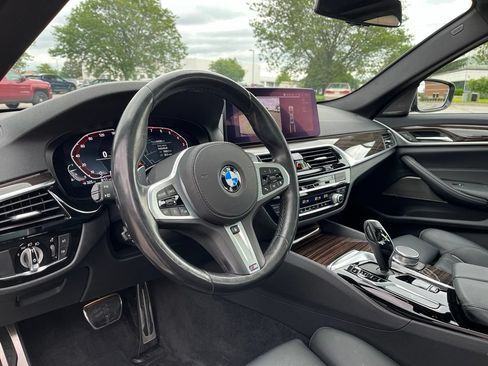 Used 2022 BMW 540i xDrive w/ M Sport Package AWD/4WD image 16