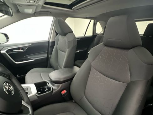 Certified 2023 Toyota RAV4 XLE w/ Convenience Package image 9